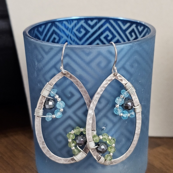 Silpada Teardrop Peridot Hematite Apatite 925 Earrings (With Flaw) - Picture 3 of 11